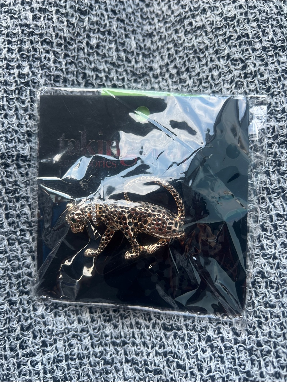 AKIRA Gold Leopard Brooch - Women's Animal Pin